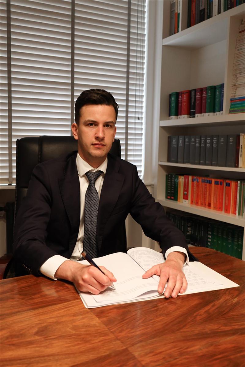 Adwokat Karol Chmieliński – Alimenty i władza rodzicielska